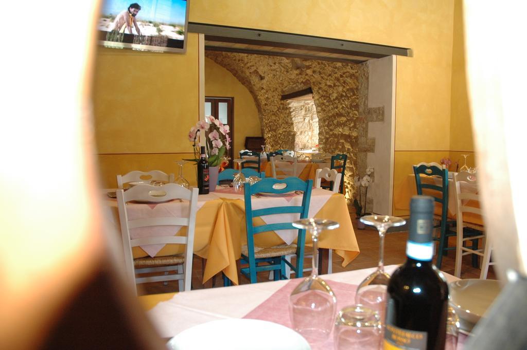 Agriturismo Casale La Palombara Cerreto di Spoleto ภายนอก รูปภาพ